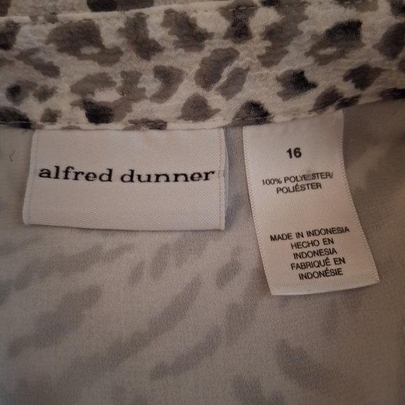 Alfred Dunner Women's Animal Print Blouse - Picture 5 of 8